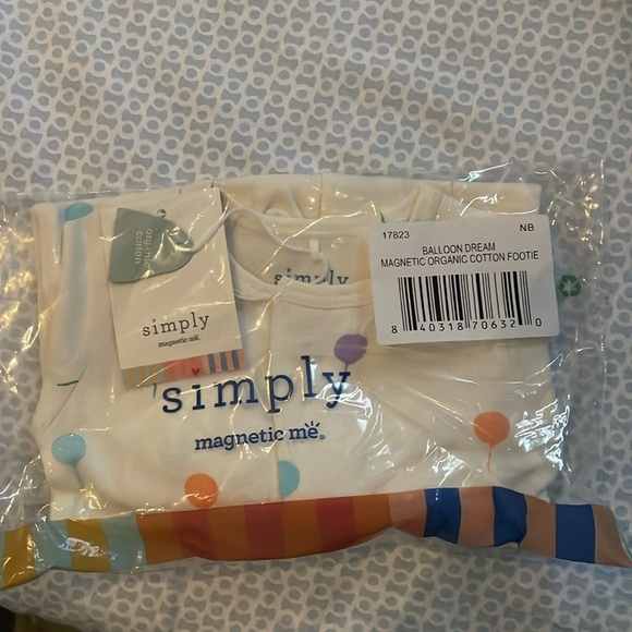 NWT Magnetic Me Balloon Dream Organic Cotton Footie - Picture 2 of 2